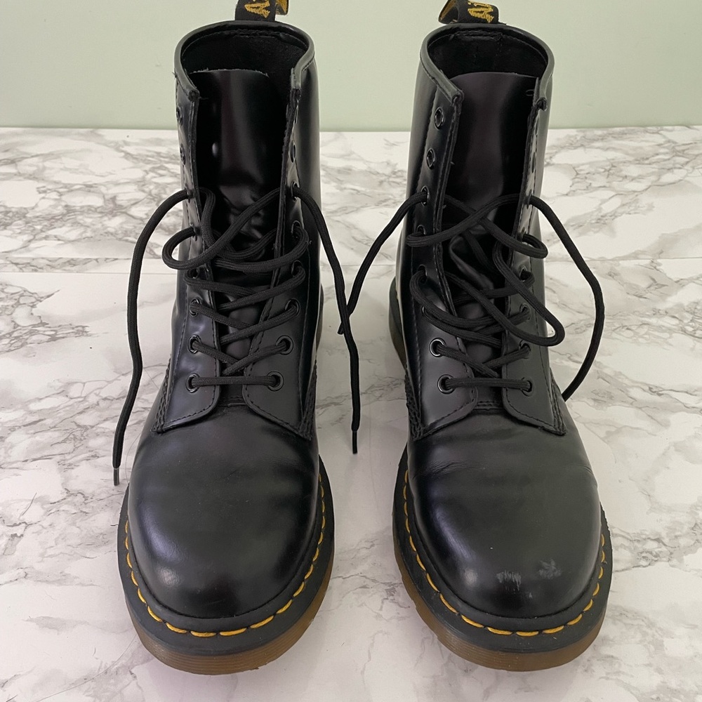 Black Dr. Martens Boots Women’s 10